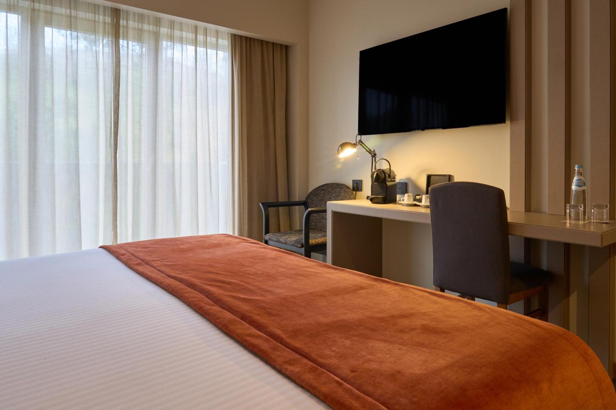 Hotel Versatile Гуарда Екстер'єр фото