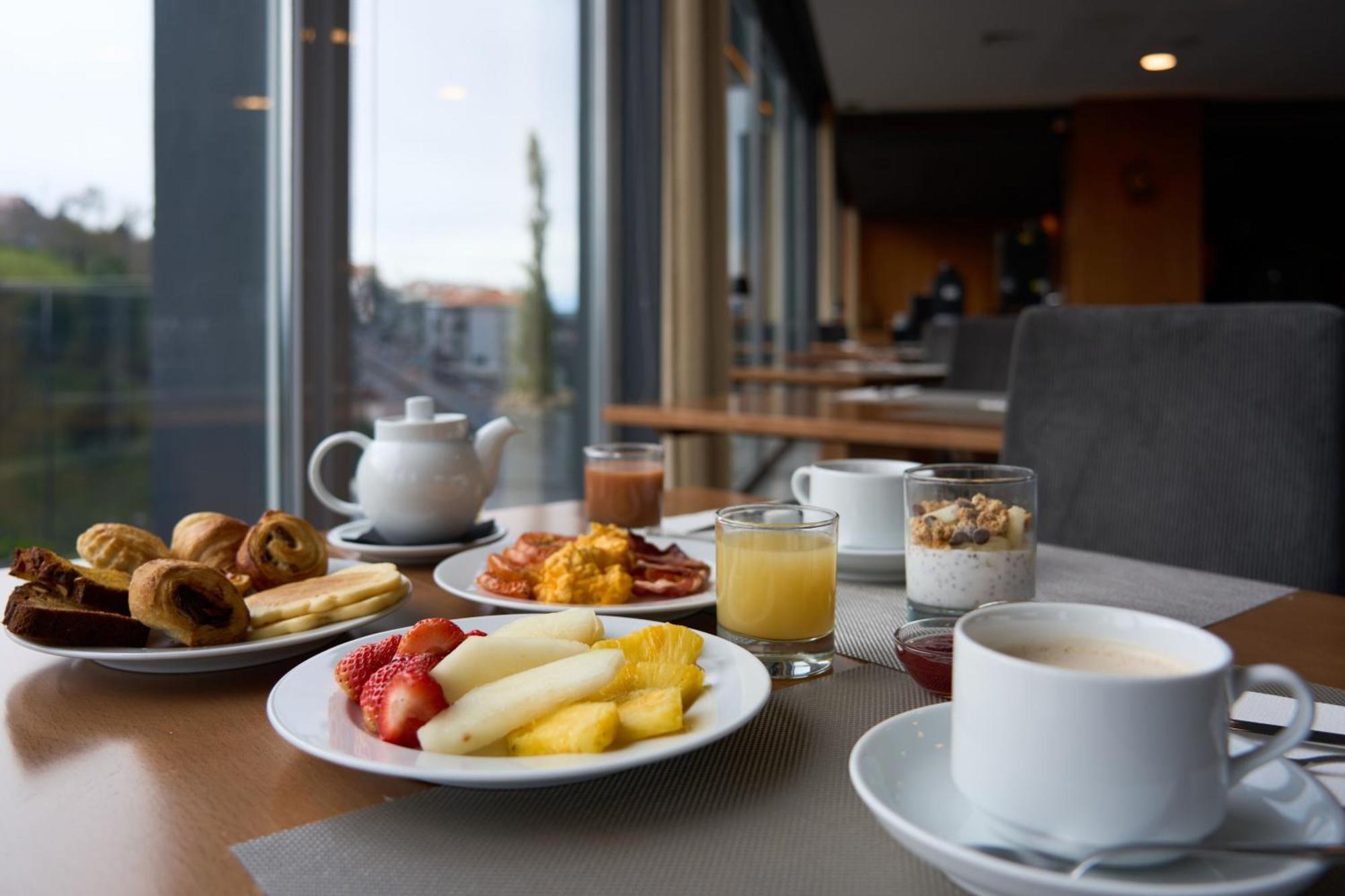 Hotel Versatile Гуарда Екстер'єр фото