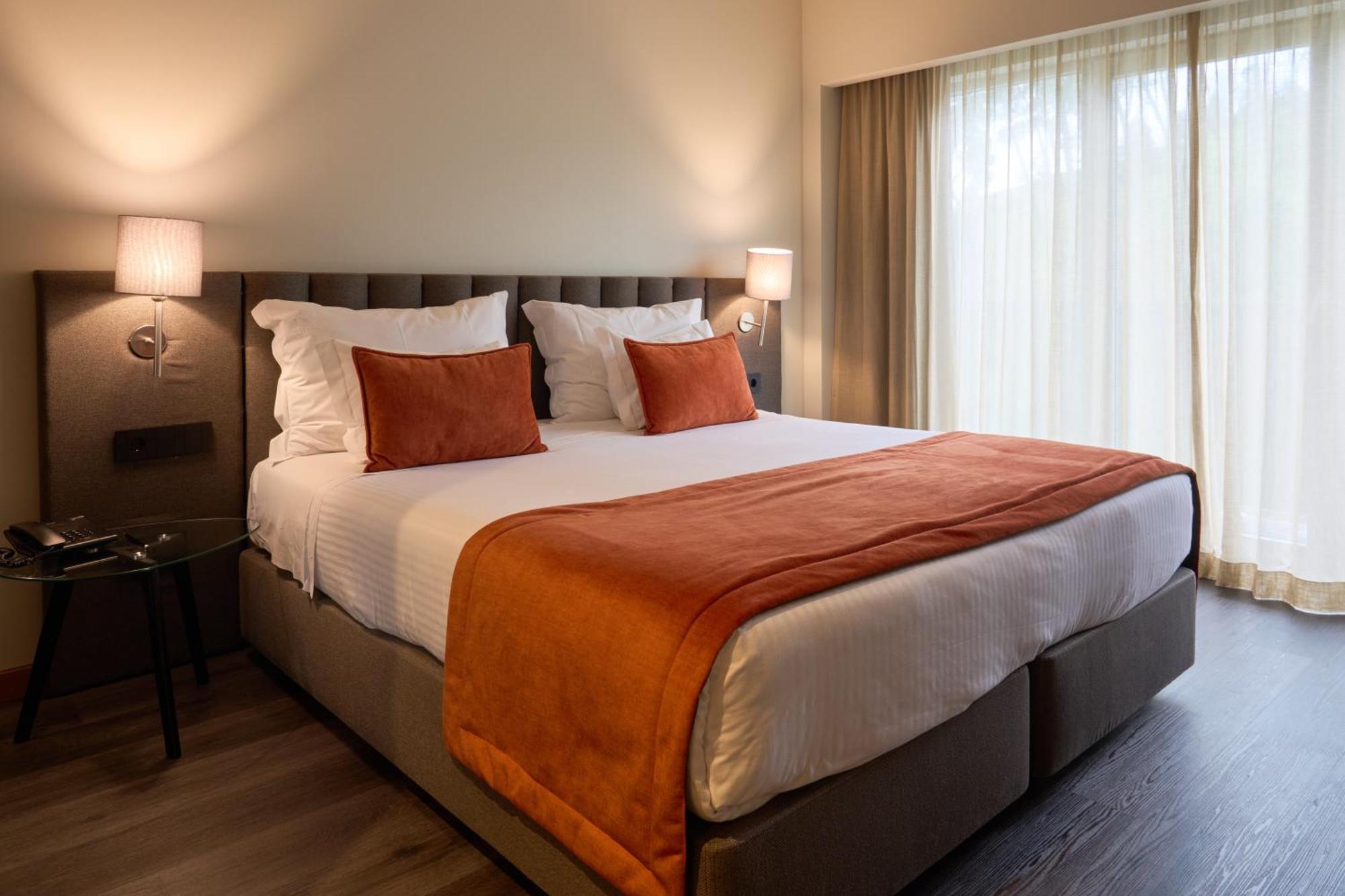 Hotel Versatile Гуарда Екстер'єр фото