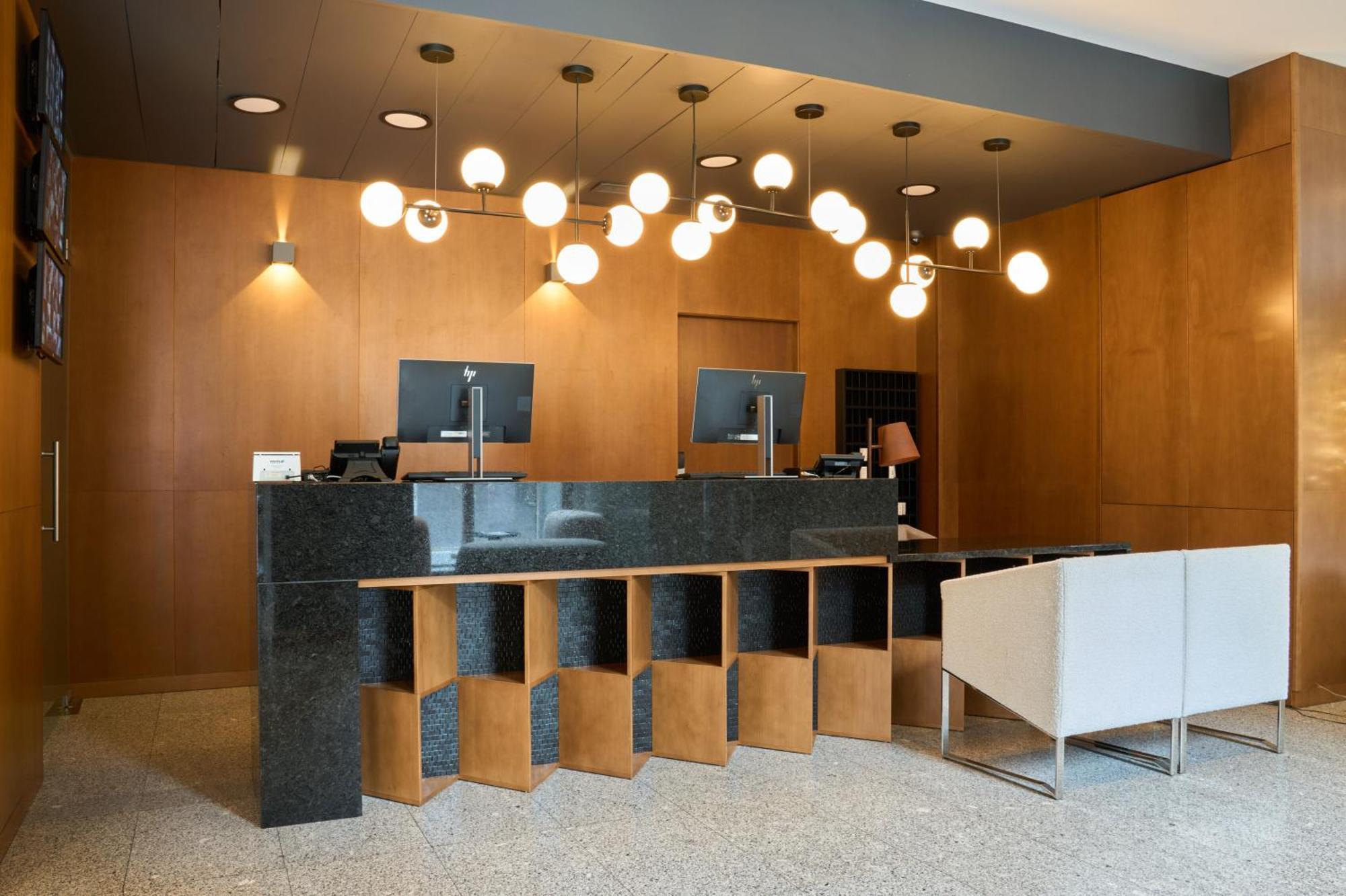 Hotel Versatile Гуарда Екстер'єр фото