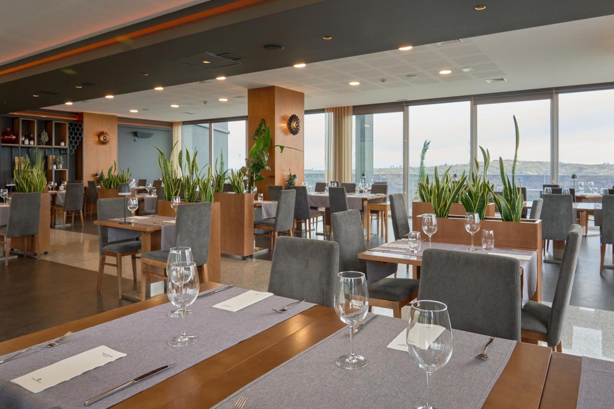 Hotel Versatile Гуарда Екстер'єр фото