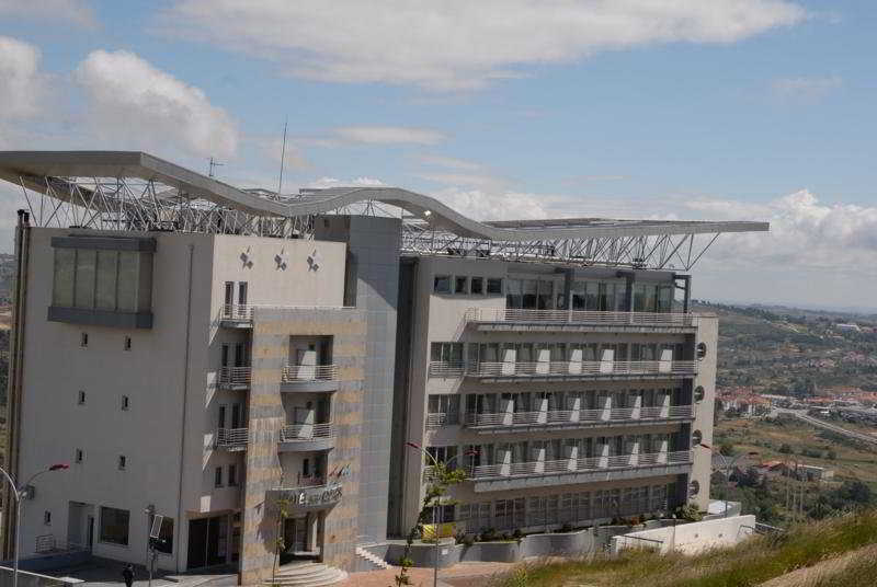 Hotel Versatile Гуарда Екстер'єр фото
